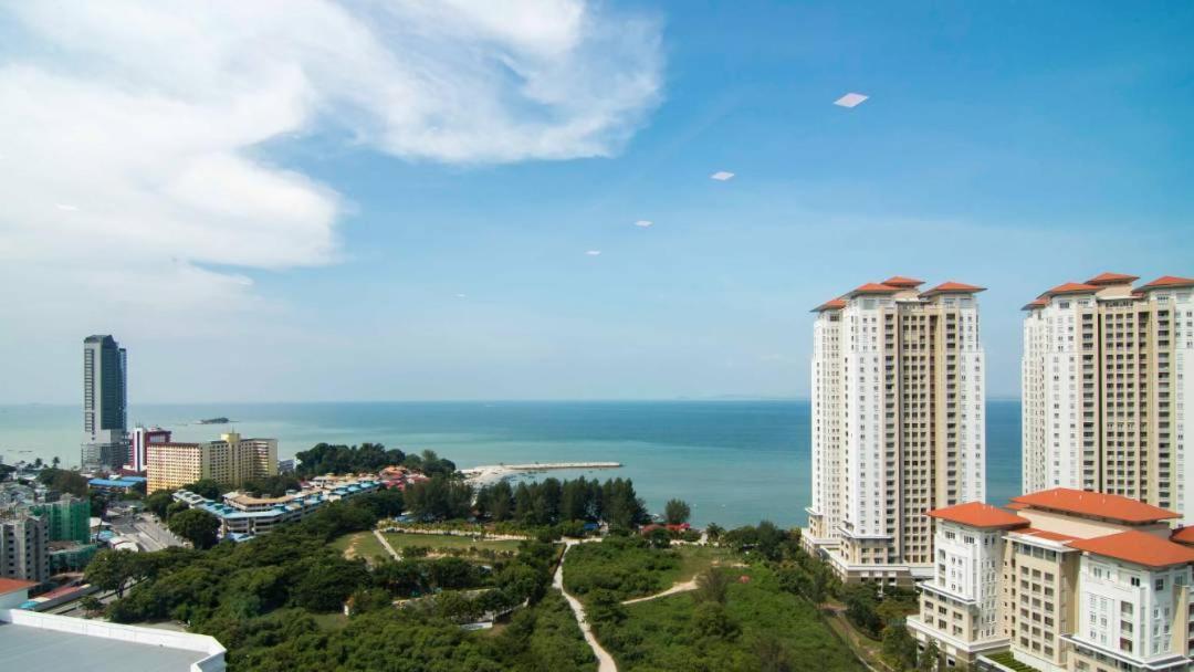 Jazz 313 Cosy 2-Bedroom Suite With Pool & Seaview Bagan Jermal Exterior photo